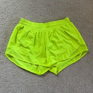 Lululemon Hotty Hot Low Rise Short 4”